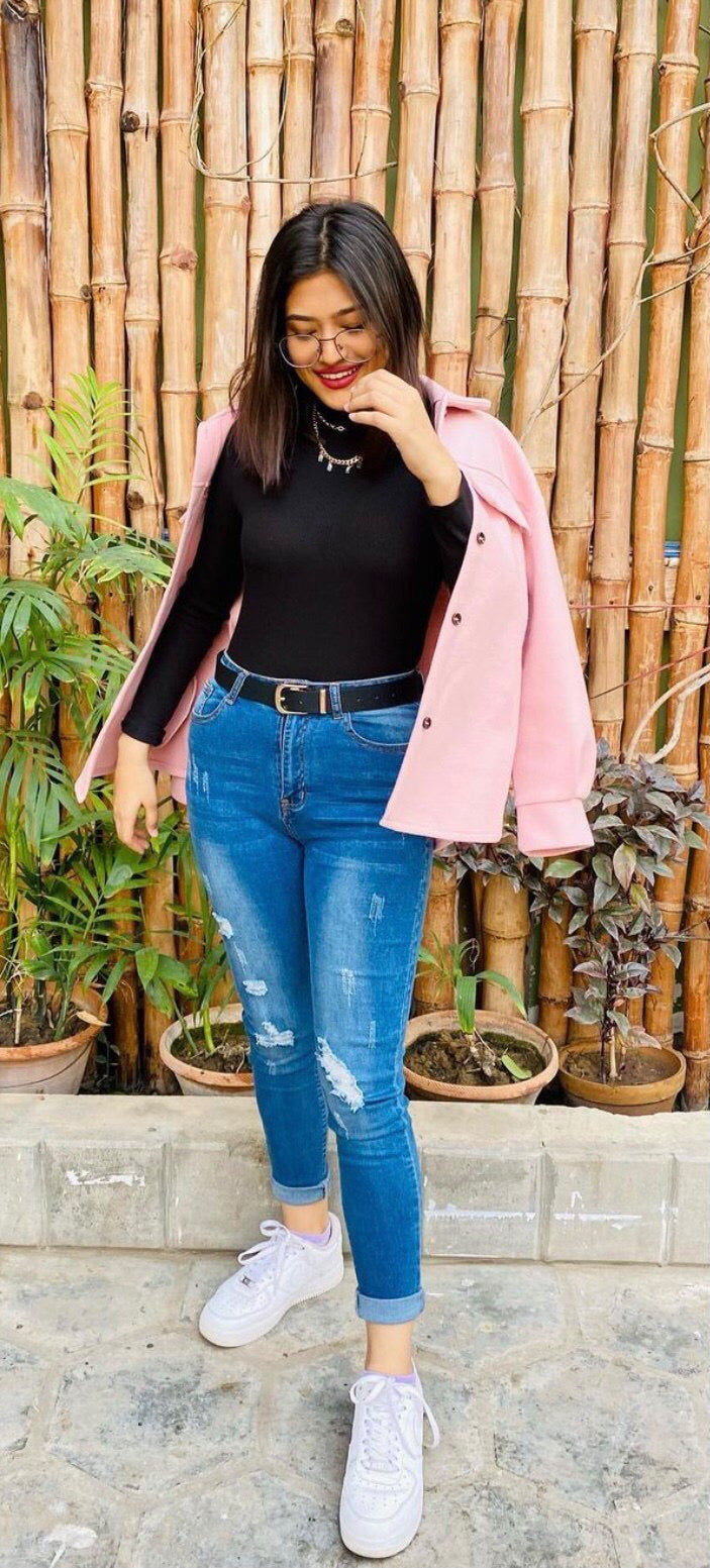 Women's black rib highneck.