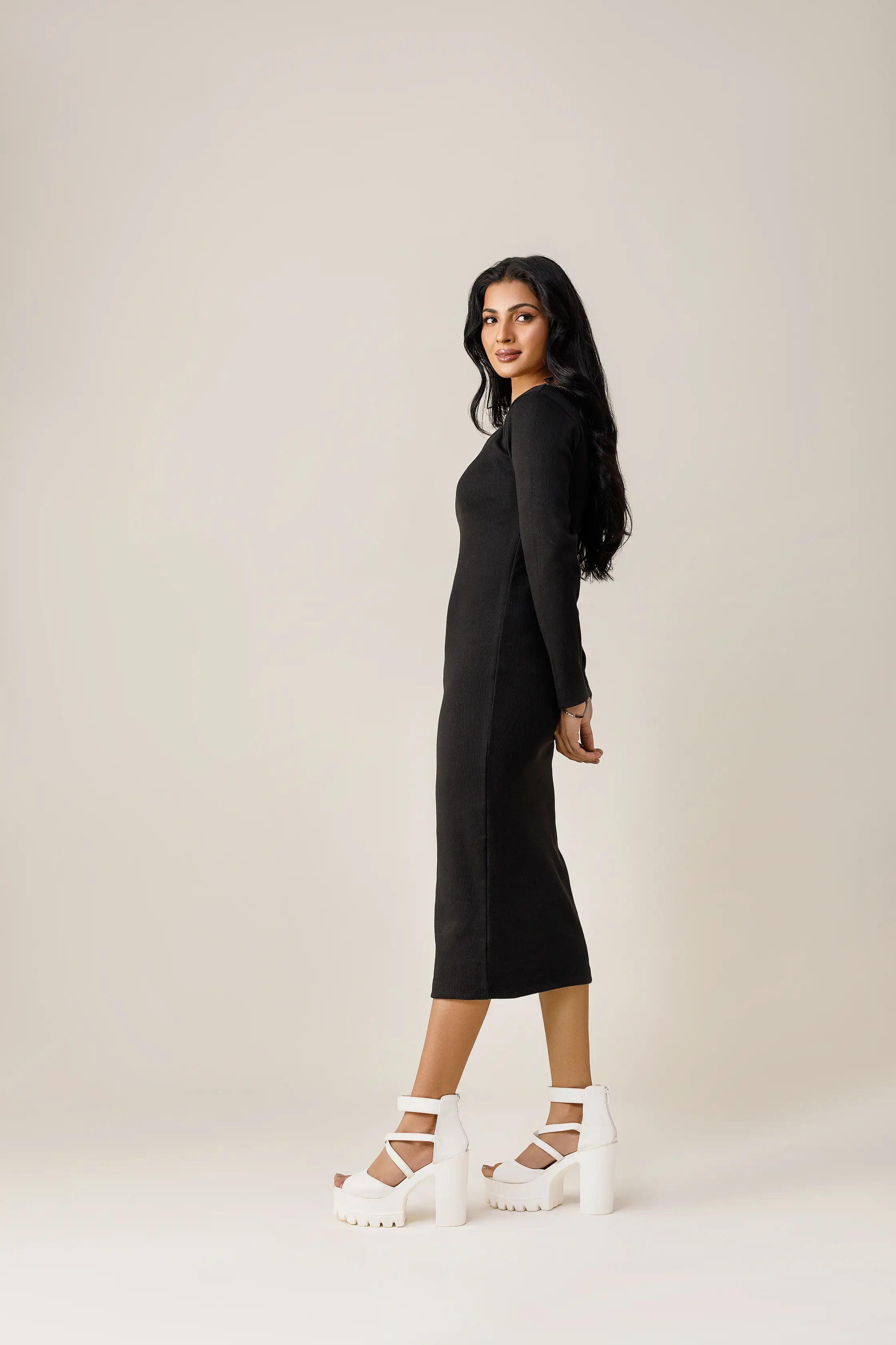 Women's rib black diamond neck bodycon. 