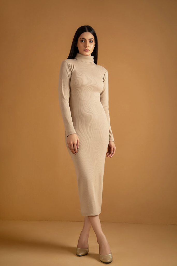 Women's rib skin highneck bodycon. 