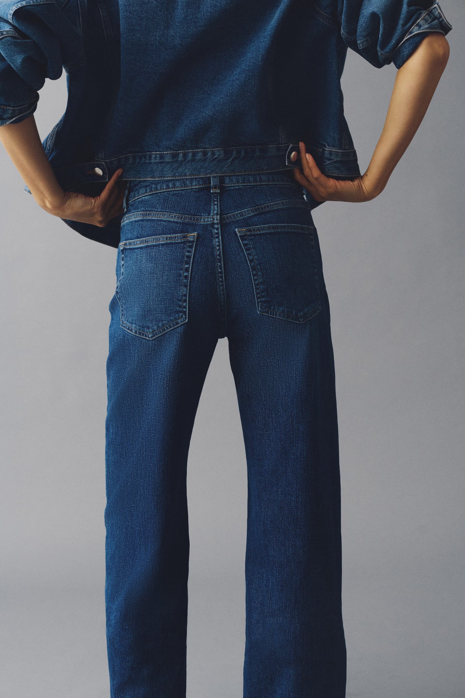 Straight Leg High Rise Mid Blue